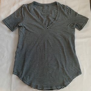Lululemon love tee